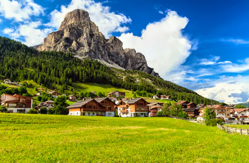 Dolomiten – Corvara  &ndash; &copy; Antonio Scarpi – stock.adobe.com