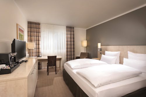 Mercure Hotel Bielefeld Johannisberg Zimmer &ndash; &copy; Alle Rechte vorbehalten lt. §2UrhG.