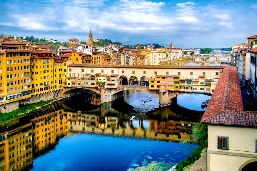 Florenz - Ponte Vecchio – © kmiragaya - Adobe Stockphoto