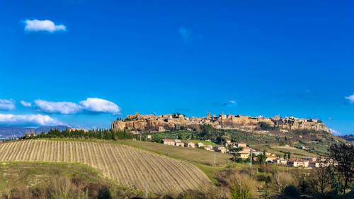 Orvieto &ndash; &copy; Ivan Abramkin - Adobe Stockphoto