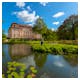 Schlosssee mit Schloss Branitz – © StG Stockfoto – Adobe Stock