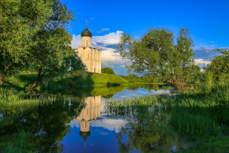 Pokrow-Kirche am Nerl, Goldener Ring - ©movieaboutyou - stock.adobe.com