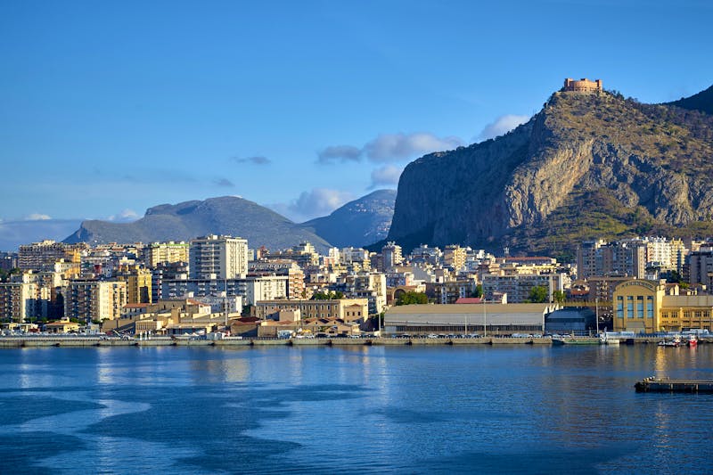 Palermo - Hafen - ©Manuel - Adobe Stockphoto