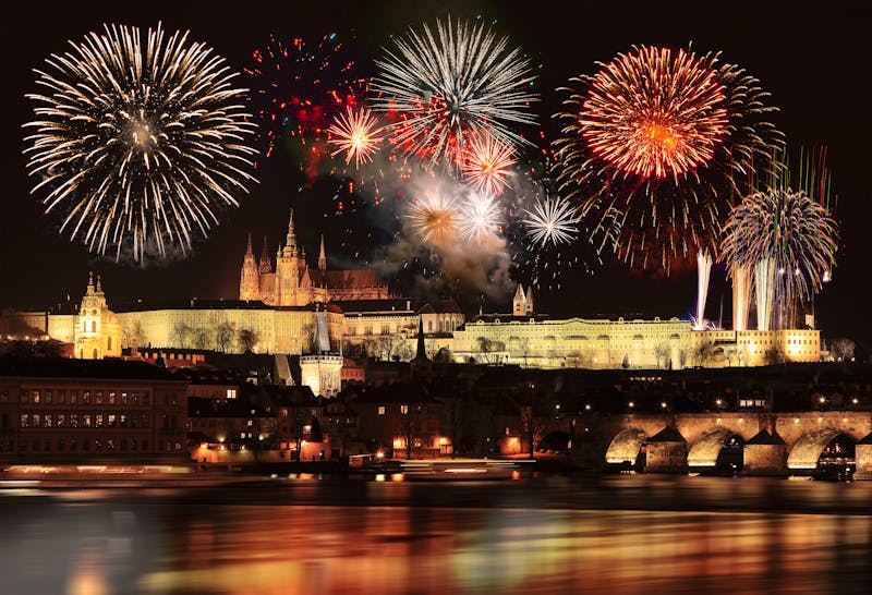 Feuerwerk in Prag - ©EKH-Pictures - stock.adobe.com