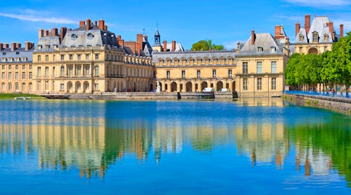 Schloss Fontainebleau an der Seine &ndash; &copy; aterrom - stock.adobe.com