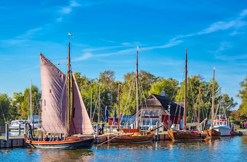 Hafen auf dem Fischland-Darß in Dierhagen &ndash; &copy; Rico Ködder - Adobe Stock