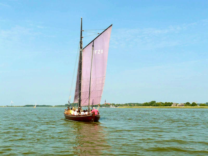 Zeesbootfahrt auf dem Bodden - ©Eberhardt TRAVEL