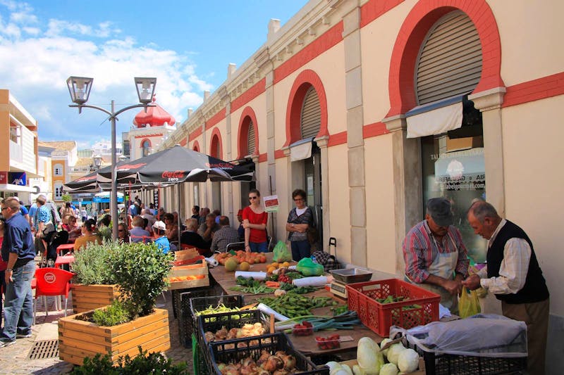 Markthalle in Loule an der Algarve - ©Eberhardt TRAVEL