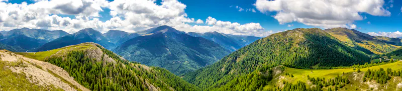 Gipfelpanorama über die Nockberge in Österreich - &copy;©zauberblicke - stock.adobe.com