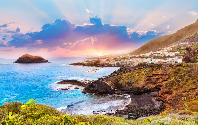 Garachico auf Teneriffa - Sonnenuntergang an der Küste - ©©cristianbalate - stock.adobe.com
