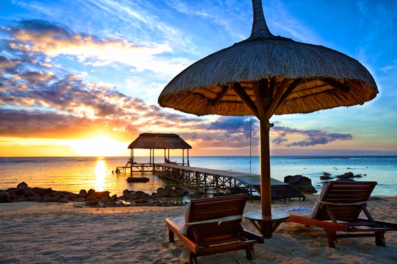 Mauritius - Sonnenuntergang am Strand - ©©Oleksandr Dibrova - stock.adobe.com