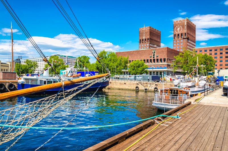 Oslo - Hafen und Rathaus - ©©A.Jedynak - stock.adobe.com