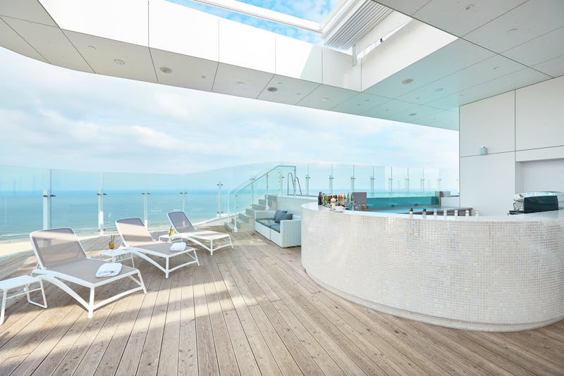 Sky Pool-Bar 5-Sterne-Hotel Radisson Blu Resort, Swinoujscie – ©Radisson Blu Resort, Swinoujscie