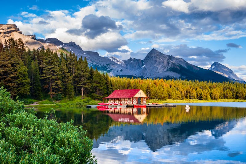 Maligne Lake im Jasper Nationalpark - ©©R.M. Nunes - stock.adobe.com