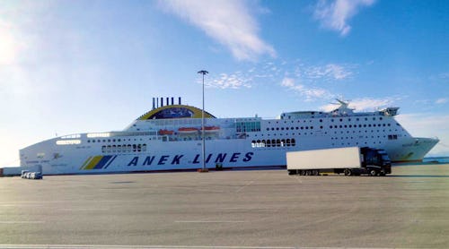 Fähre von Ancona nach Griechenland – © Peter Rudolph