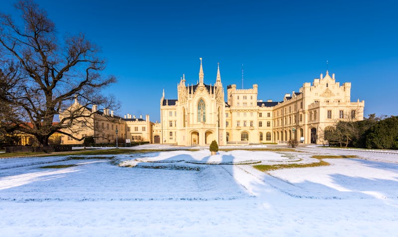 Schloss Lednice - ©Martin - Adobe Stockphoto