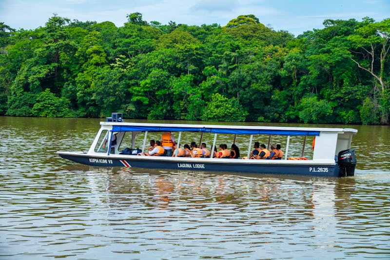 Transfer im Tortuguero-Nationalpark - ©JULIAN TREJOS - Swiss Travel Costa Rica