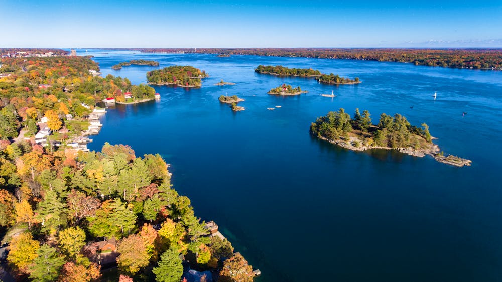 1000 Islands Nationalpark - St. Lorenz Strom &ndash; &copy; ©moneycue_canada - stock.adobe.com