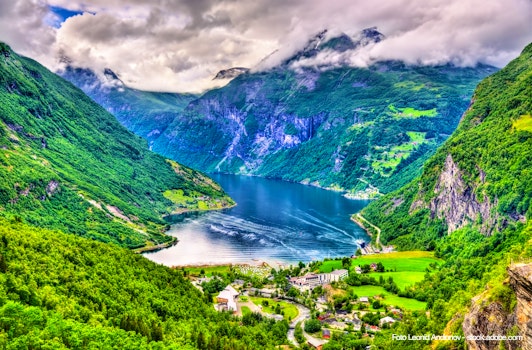 Norwegen –  Blick auf den Geirangerfjord, UNESCO Weltkulturerbe – © Leonid Andronov - stock.adobe.com