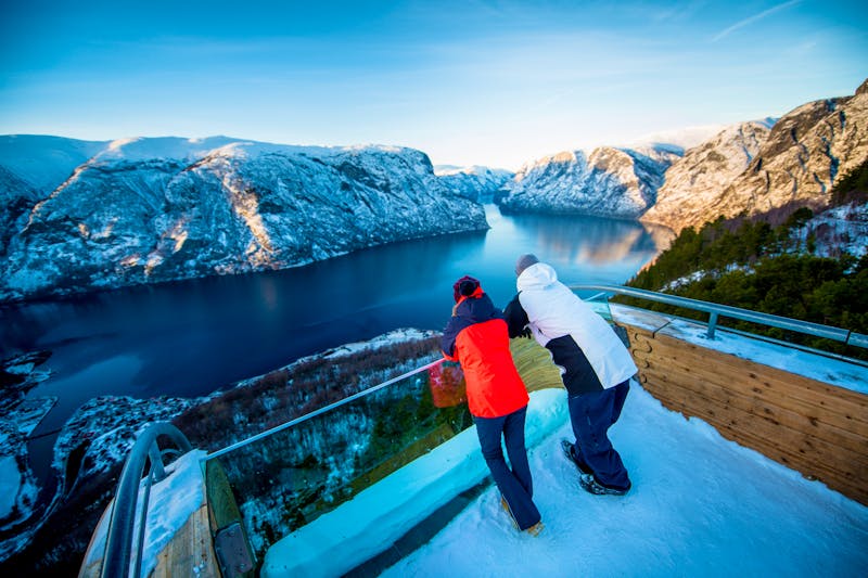 Norwegen im Winter - Aussicht vom Stegastein  bei Flam auf den Fjord - ©sverrehjornevik.com/Flåm AS