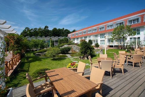 IFA Hotel Graal Müritz and er Ostsee - Sonnenterrasse &ndash; &copy; IFA Hotel Graal Müritz