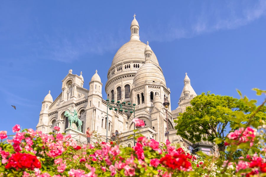 Kathedrale Sacre Coeur in Montmartre, Paris – © Richie Chan - stock.adobe.com