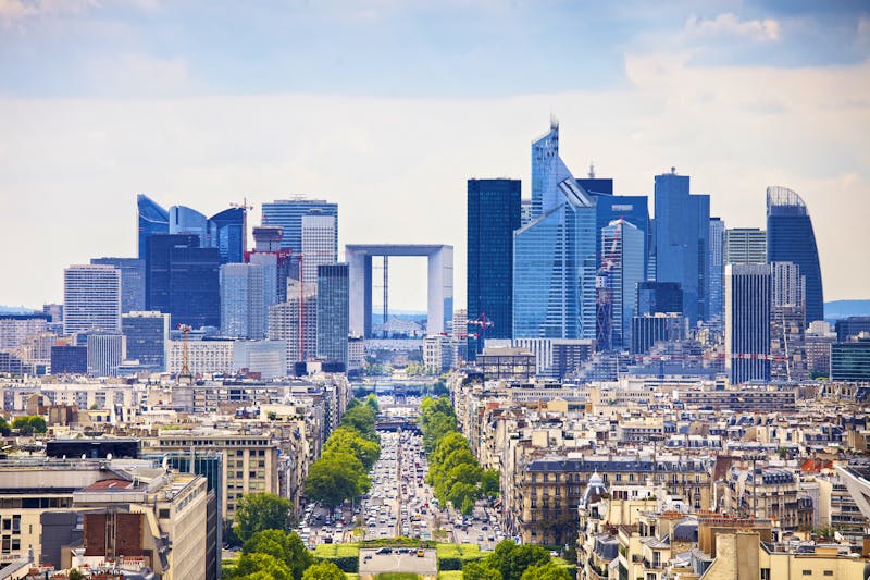 Das neue Stadtviertel La Defense in Paris - ©stevanzz - stock.adobe.com