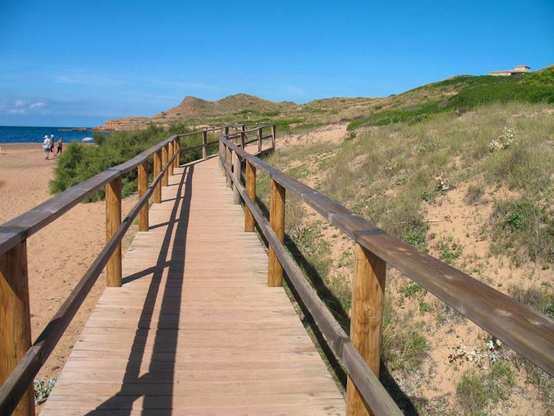 Wanderung von Cala Tirant an den Strand von Binimel-lá - ©Stefanie Knisse