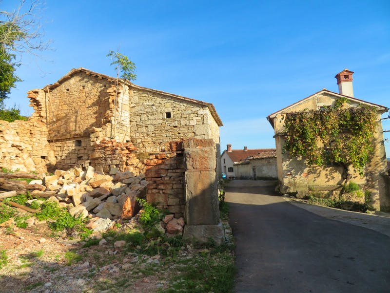 Besuch eines traditionellen Dorfs als Überraschung - ©Lena Rautenberg