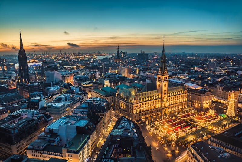 Hamburger Weihnachtsmarkt - ©Fabrice – Adobe Stock