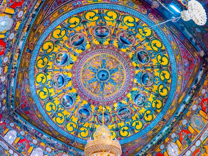 Bunte Moschee Tetovo - ©©Comofoto - stock.adobe.com
