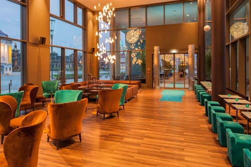 Hotel Motel One Dresden am Zwinger - Lobby &ndash; &copy; Hotel Motel One Dresden am Zwinger