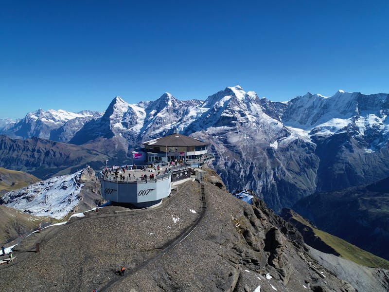 Aussichtsplattform auf dem Schilthorn-Gipfel in den Berner Alpen - ©Schilthornbahn