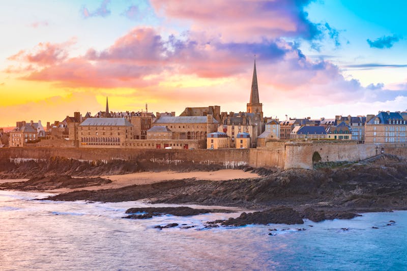 Saint-Malo in Frankreich - ©Kavalenkava – Adobe Stock