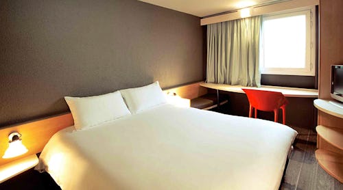 Hotel ibis Calais Tunnel sous la Manche – © Hotel ibis Calais Tunnel sous la Manche