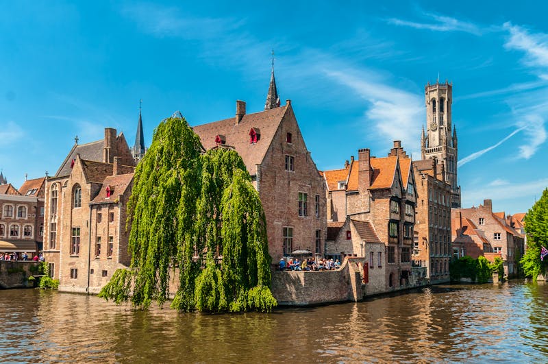 Belgien – Brügge mit Blick auf den Kanal - ©©hanseat - stock.adobe.com