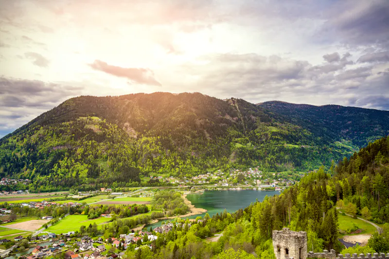 Blick auf die Gerlitzen und den Ossiacher See - &copy;©Sonja Birkelbach - stock.adobe.com