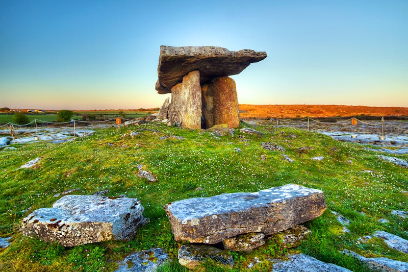 Polnabrone Dolmen in Burren - ©Patryk Kosmider – Adobe Stock