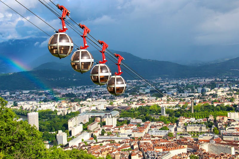 Gondel in Grenoble, Frankreich - ©karnizz - stock.adobe.com