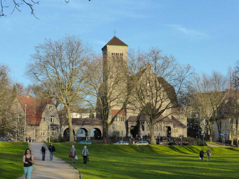 die Lutherkirche am Bochumer Stadtpark - ©Dirk Schlosser