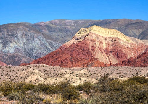 Quebrada de Humahuaca &ndash; &copy; https://www.viator.com/de-DE/Salta-attractions/Quebrada-de-Humahuaca/d5484-a13479