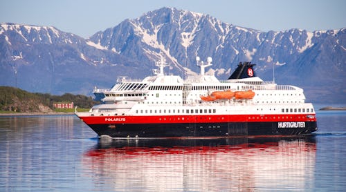 MS Polarlys - Hurtigruten – © Asbjoern Slettom - Hurtigruten