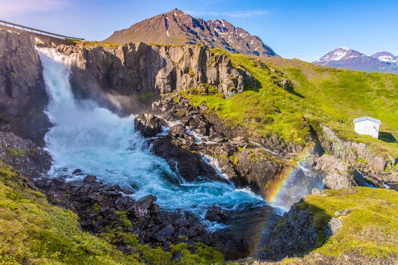 Seydisfjördur Wasserfall - Ostfjorde Islands - &copy;©A. Karnholz - stock.adobe.com