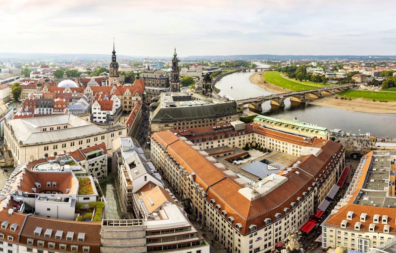 Dresden - Altstadt und Augustusbrücke - ©marcus_hofmann - stock.adobe.com