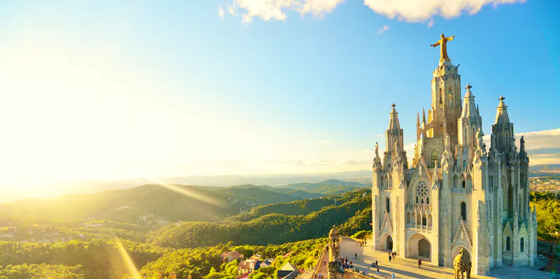 Katholische Kirche Sagrat Cor in Tibidabo, Barcelona - &copy;itsmejust - stock.adobe.com