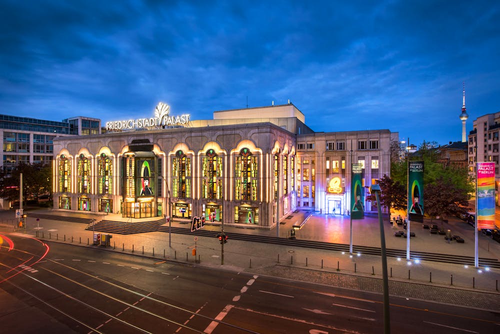 Friedrichstadt-Palast &ndash; &copy; Bernd Brundert
