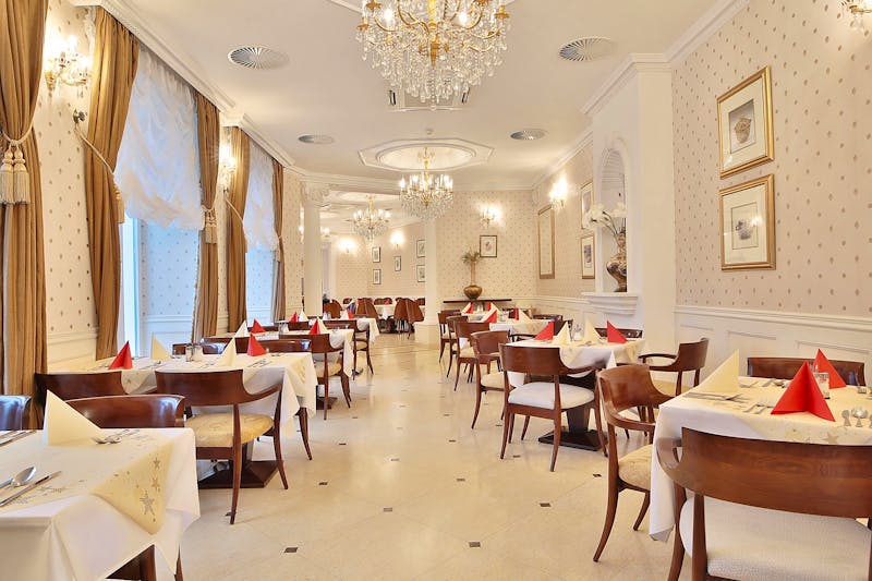 Marienbad - Sun Hotel - Restaurant &ndash; &copy;Sun Hotel - Members of AXXOS hotels & resorts