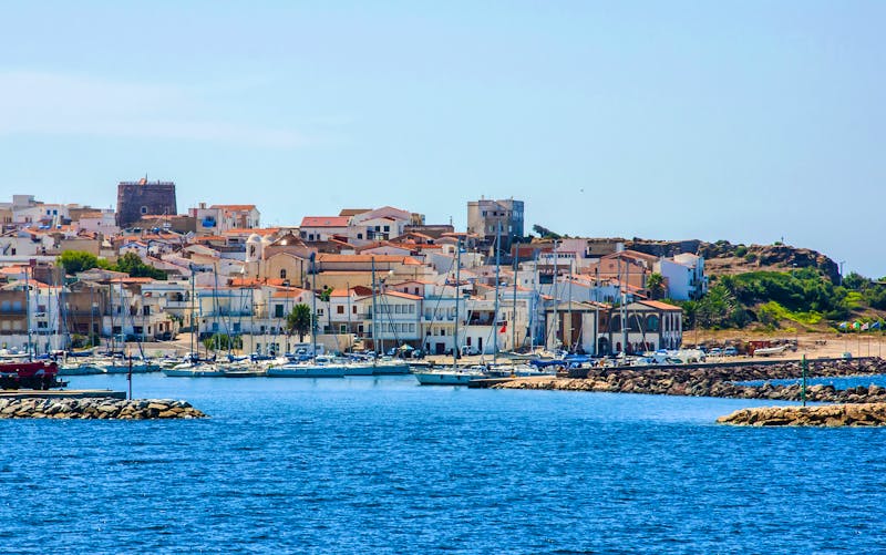 Hafenstädtchen Arbatax - Sardinien - ©©CL-Medien - stock.adobe.com