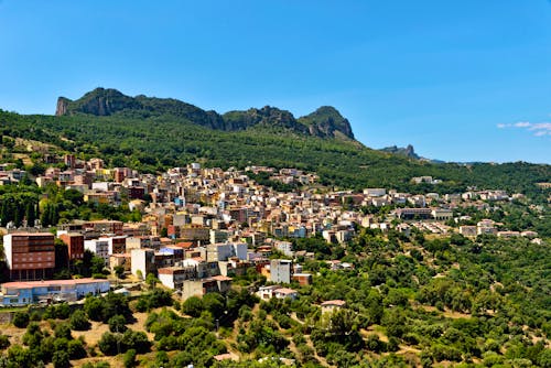 Sardinien - Jerzu &ndash; &copy; Uwe Albert-Thiele - Adobe Stock