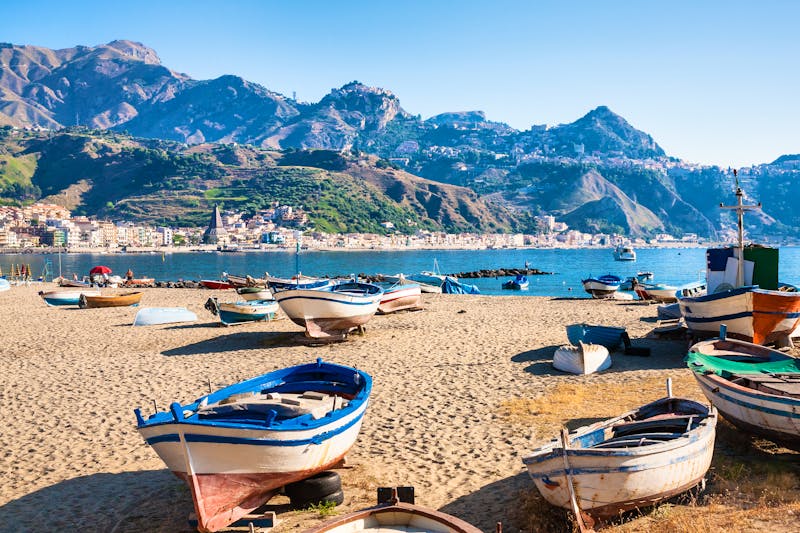 Strand von Giardini Naxos - ©©vvoe - stock.adobe.com